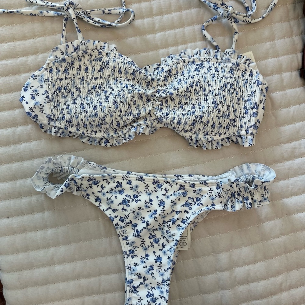Hollister Swim